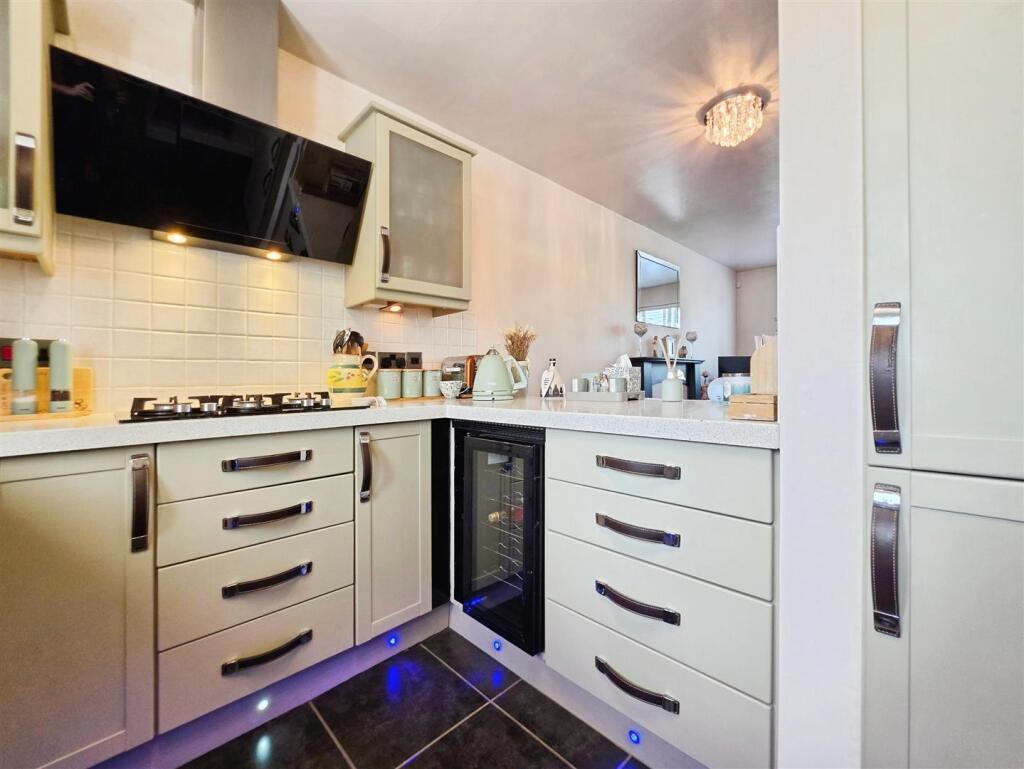 House in Staffordshire Moorlands, Knowle Style, Biddulph - View 5