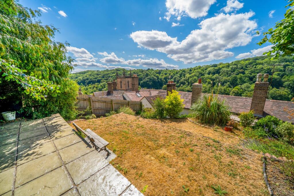 Church Hill, Ironbridge, TF8 photo 4