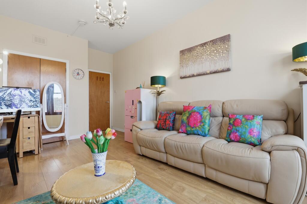 Apartment in Glasgow - View 5