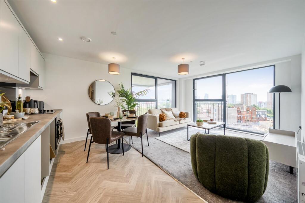 Apartment in Manchester - View 4