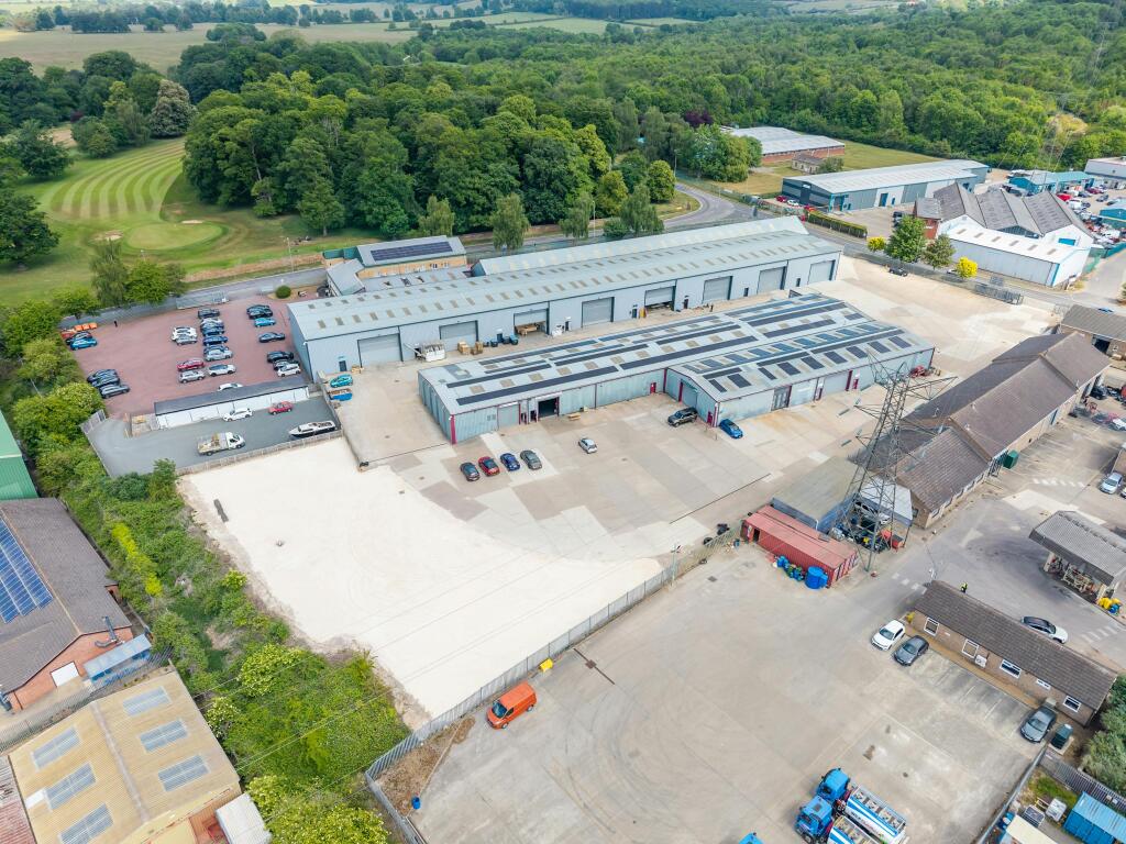 Alma Trade Park  Grantham67.jpg
