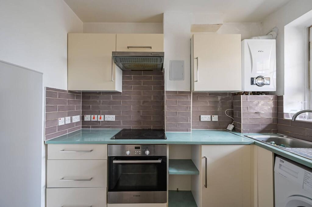 Main image of property: Grenada House, Westferry, London, E14