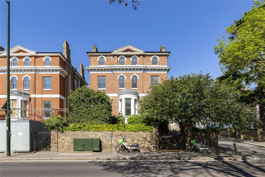 Main image of property: Queens Road, Richmond, TW10
