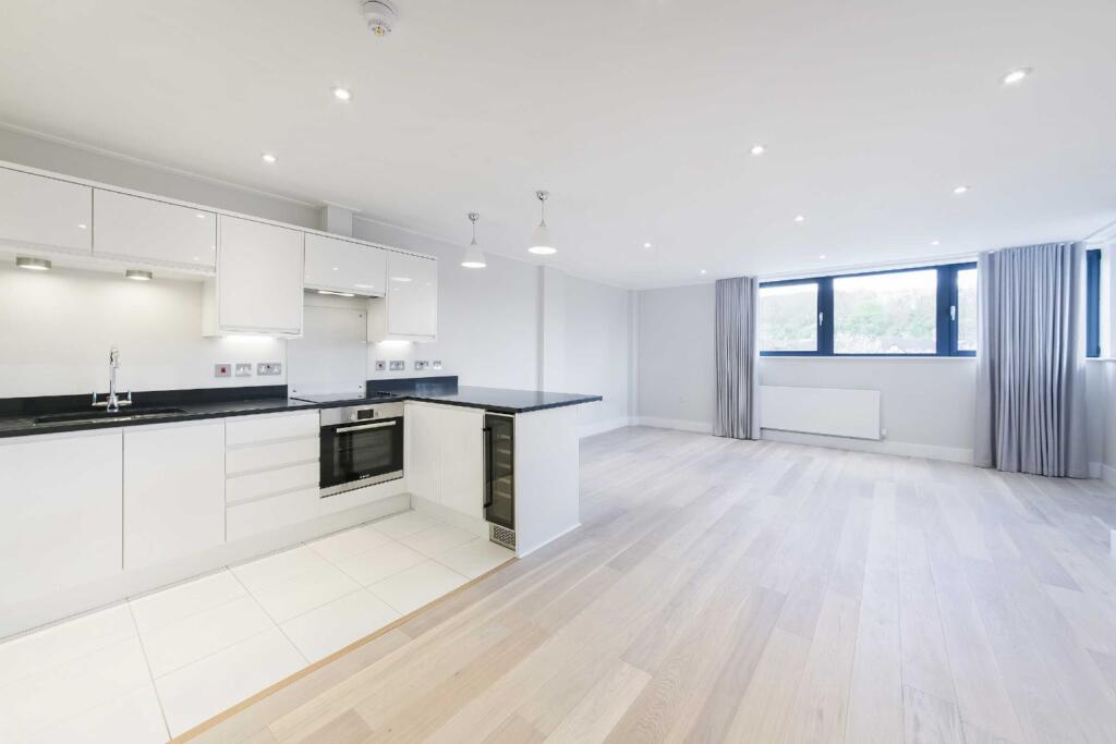 Main image of property: High Street, Green Street Green, Orpington, BR6
