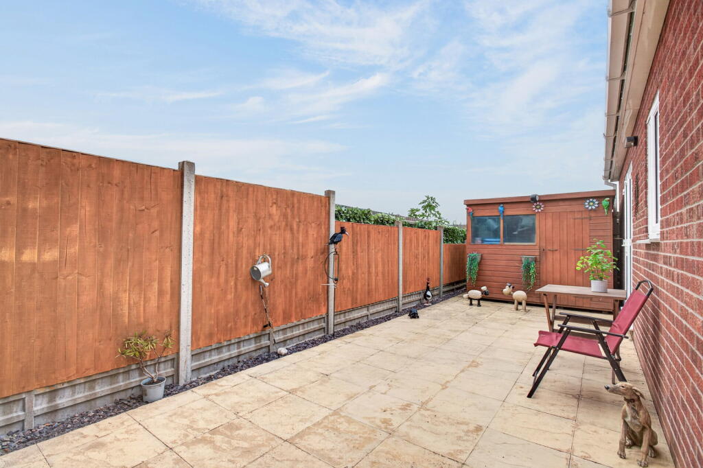 House in Northampton, Gretton - More