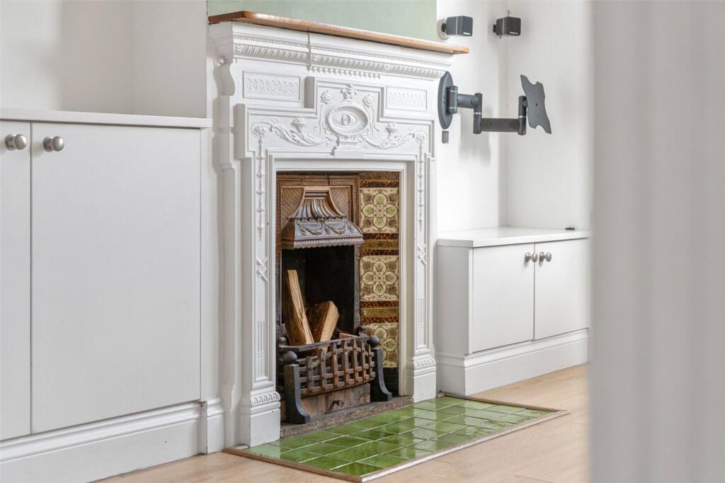 House in Twickenham - View 4