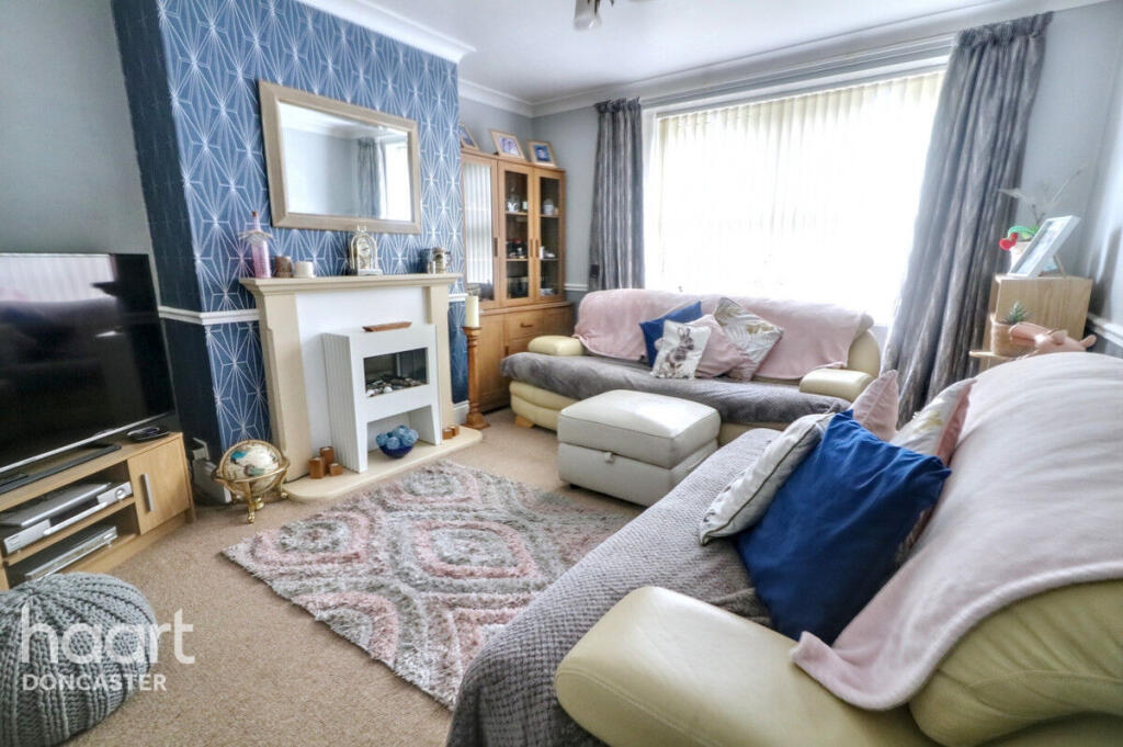 Lancaster Avenue, Kirk Sandall, Doncaster photo 2
