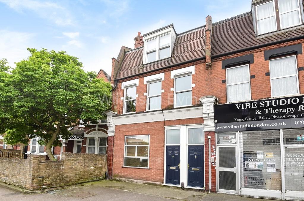 2-bed flat on Bowes Road, £335,000