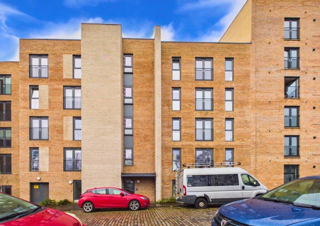 Main image of property: Flat 8, 36 South Fort Street, Edinburgh, EH6 5NU