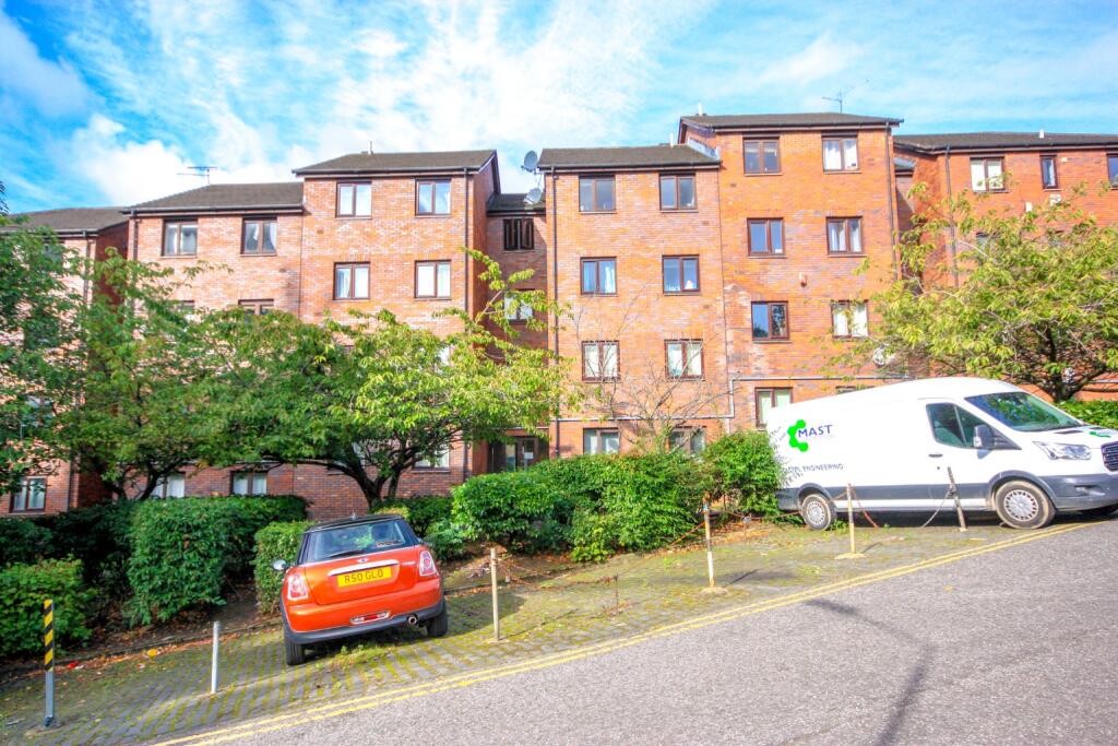 Main image of property: 11A Hanover Court, Glasgow G1 2BG