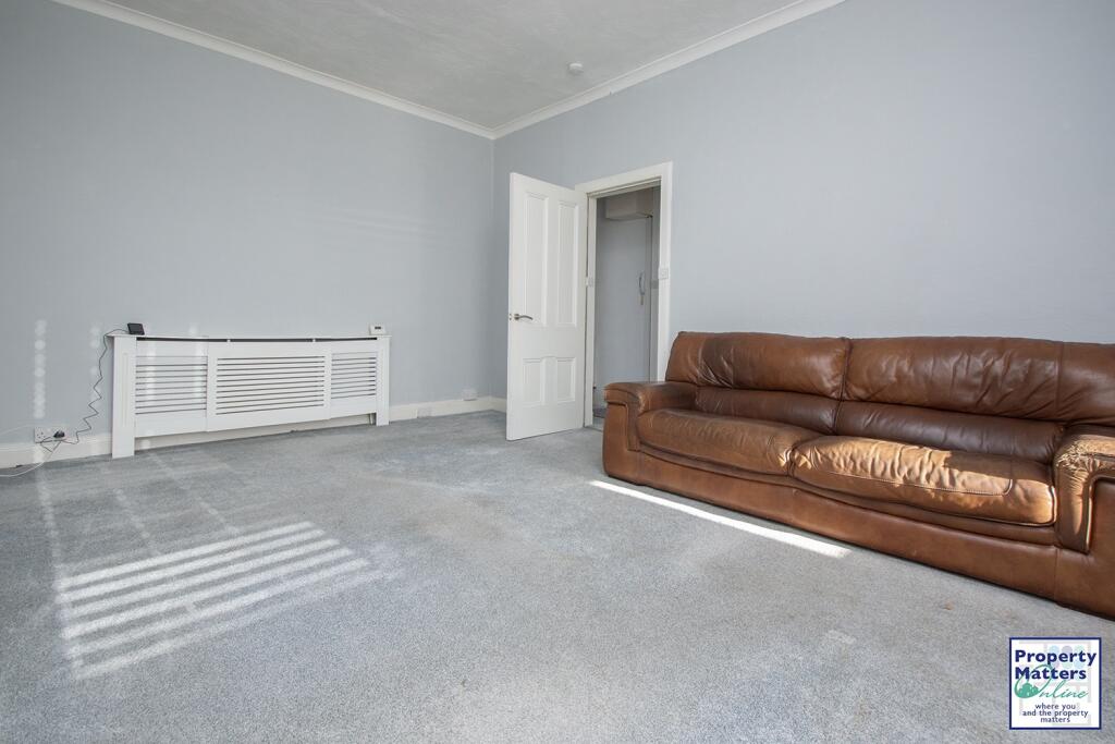 Apartment in Kilmarnock - View 3