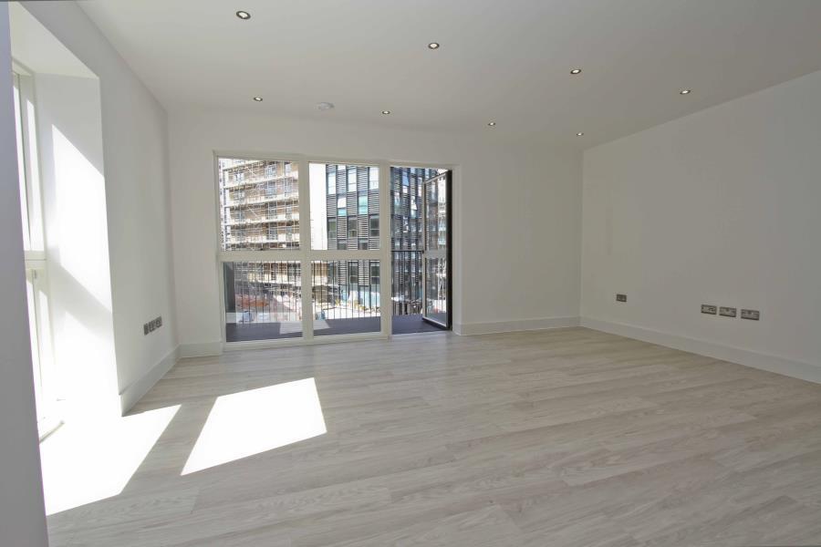 Apartment in Harrow - View 4