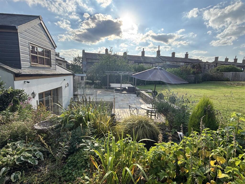 Additional image 34 of New Houses, Back Lyon Street, Queensbury