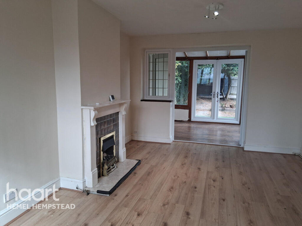 House in Watford - View 3