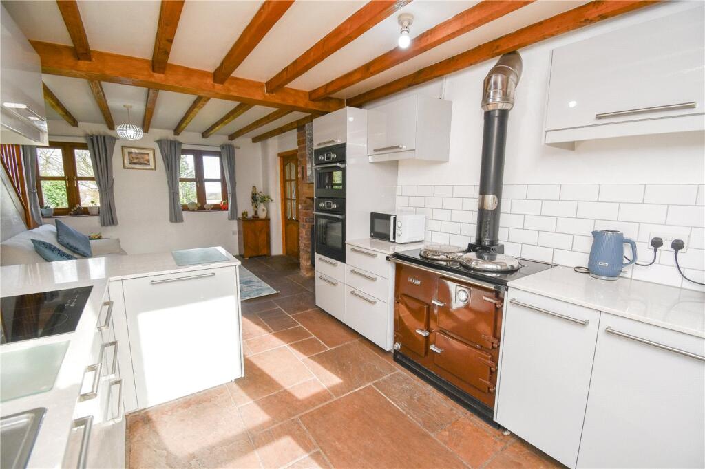 House in Wirral, Newton - View 6
