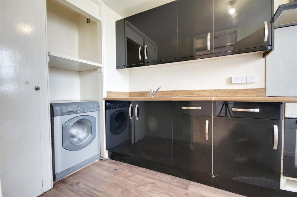 Apartment in London - View 5