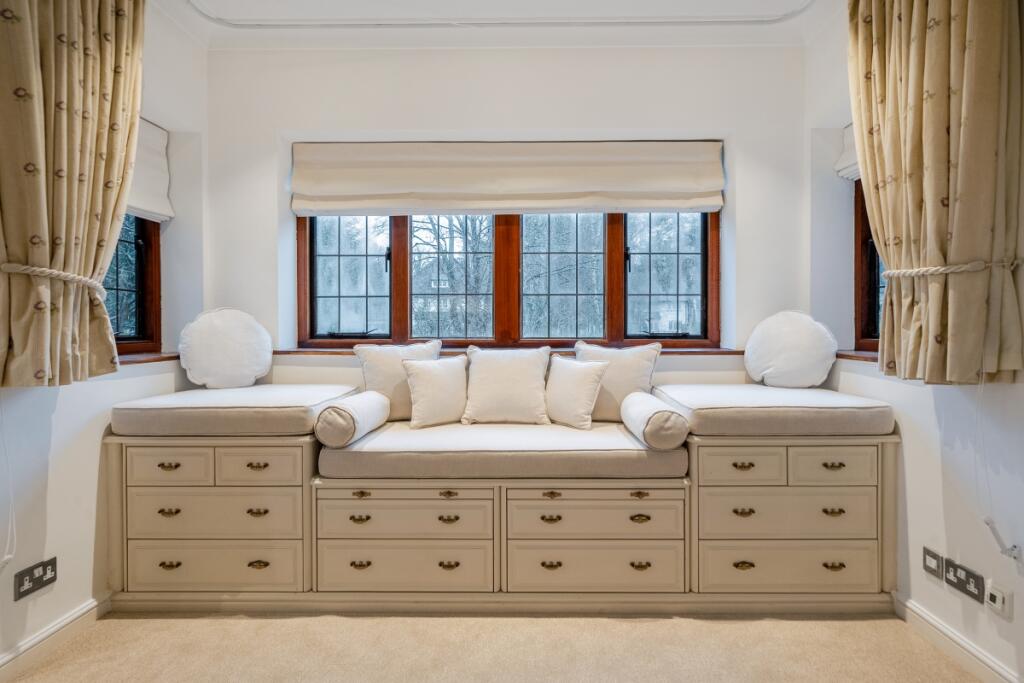 House in London - More