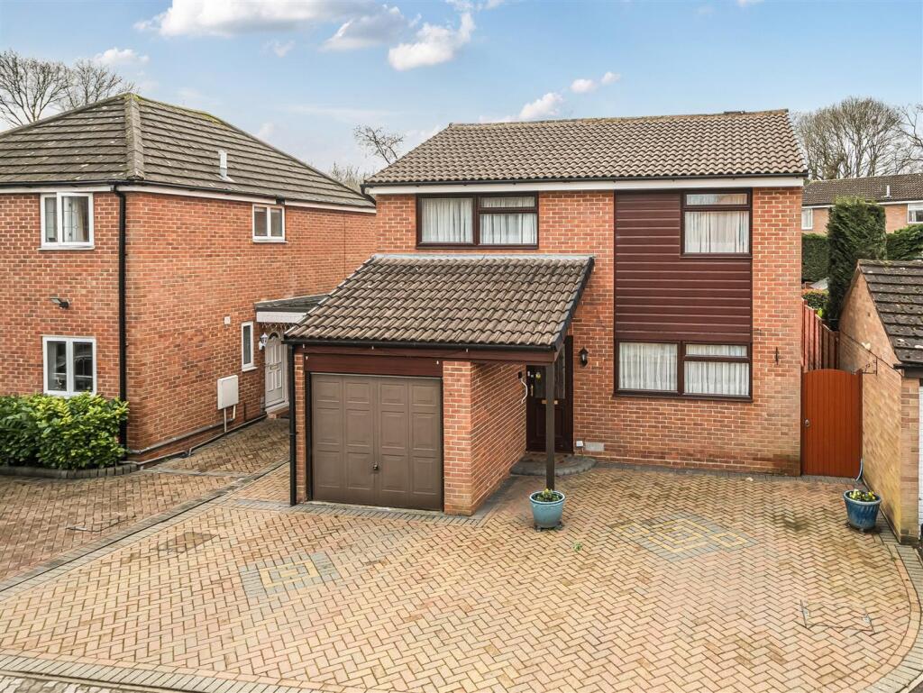 Main image of property: Bridges Close, Wokingham, Berkshire, RG41 3XL