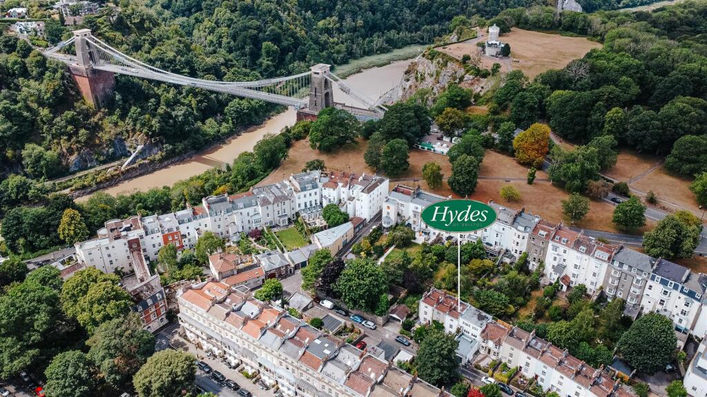 House in Bristol, Clifton Village, Hotwells - View 2
