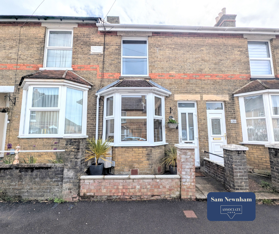 Main image of property: Kings Road, East Cowes, PO32