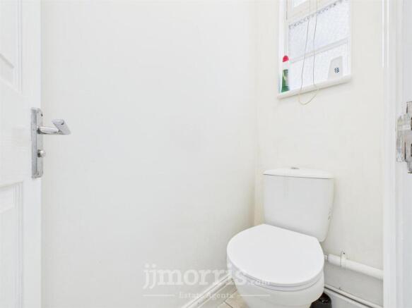 CAM03686G0-PR0263-STILL017.jpg