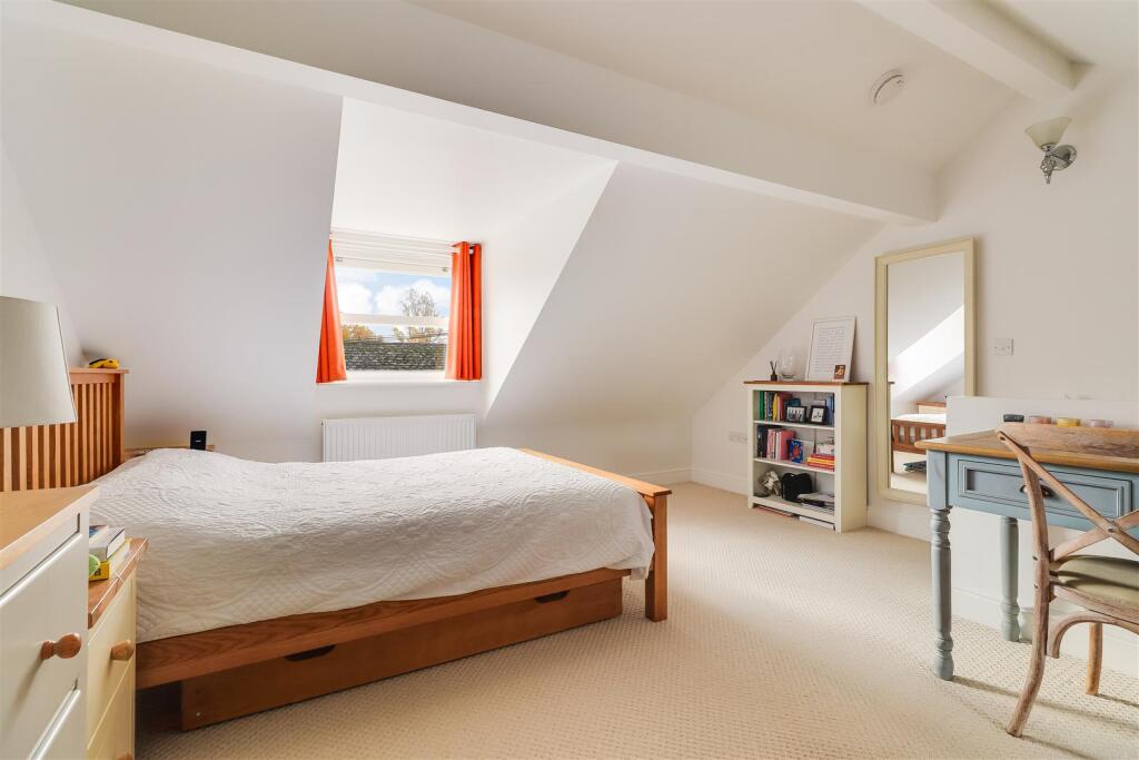 Apartment in Cambridge, Petersfield - More