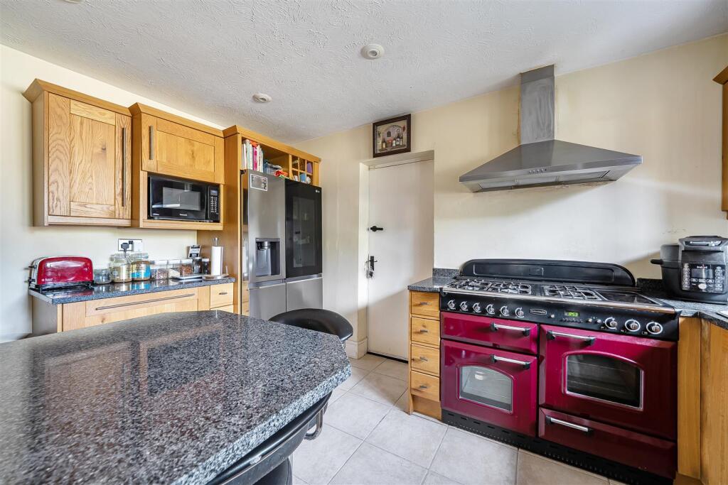 House in Reading - View 5