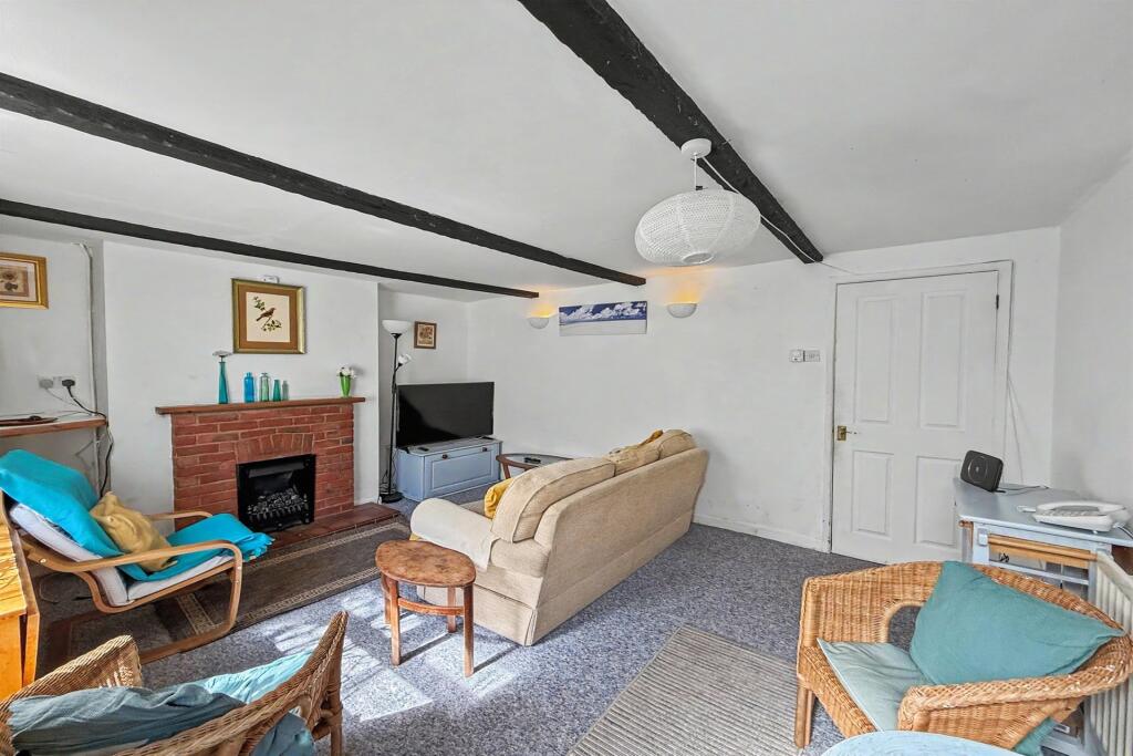 House in Dorchester, Blandford Forum - View 2