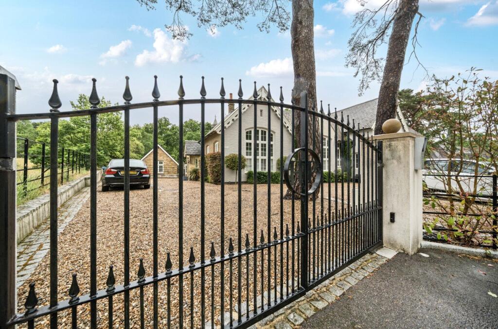 Main image of property: Heathfield Road, Keston