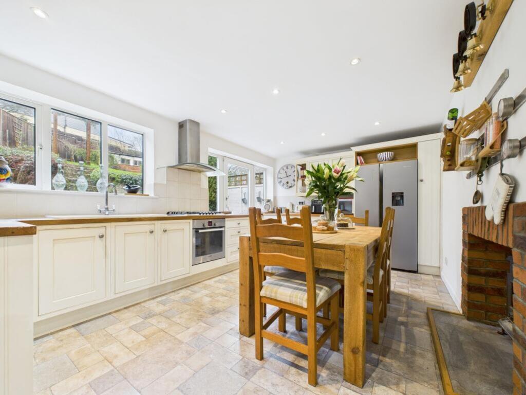 Armour Hill, Tilehurst, RG31 – pohled 2
