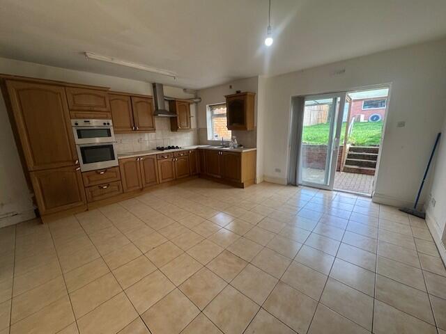 Additional image 4 of Cole Valley Road