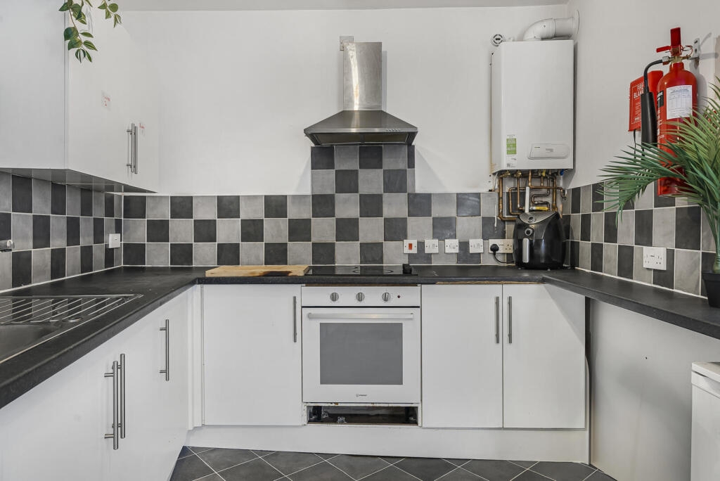 House in Worcester - More