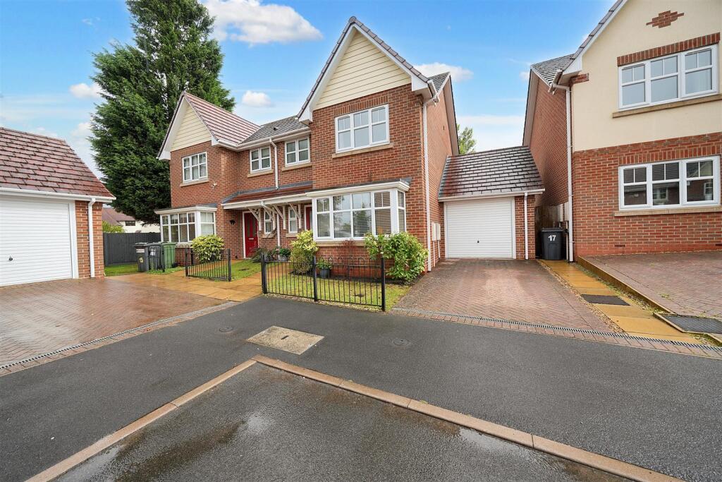 Main image of property: 16 Hill Croft Gardens, Wolverhampton