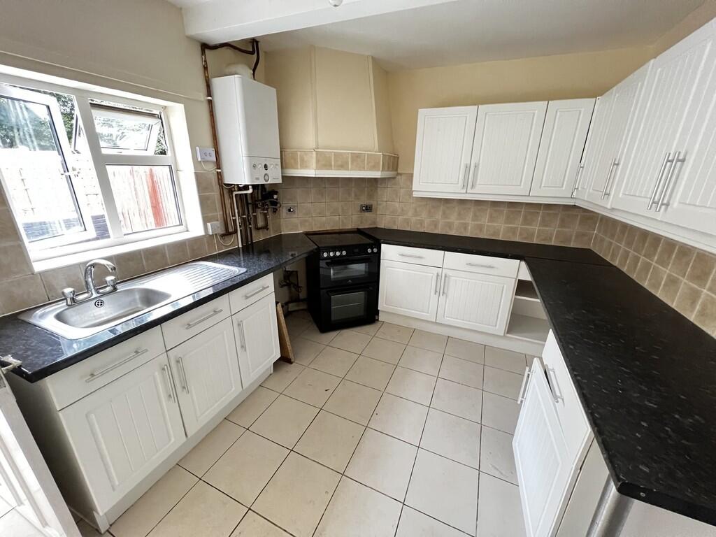 House in Wolverhampton - View 4