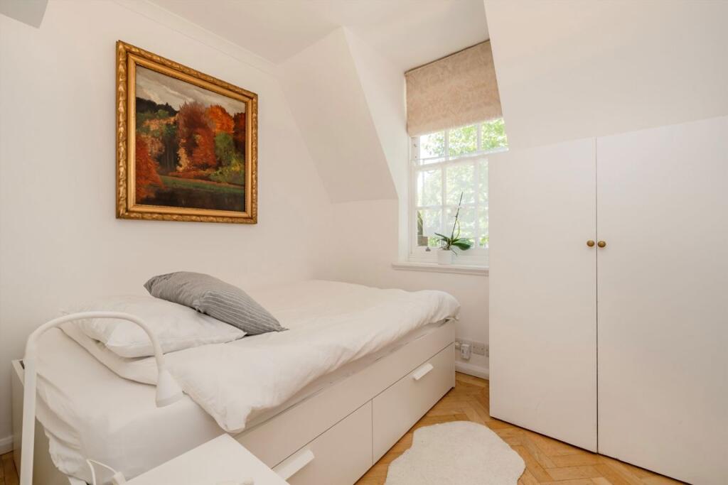 Apartment in London - View 5