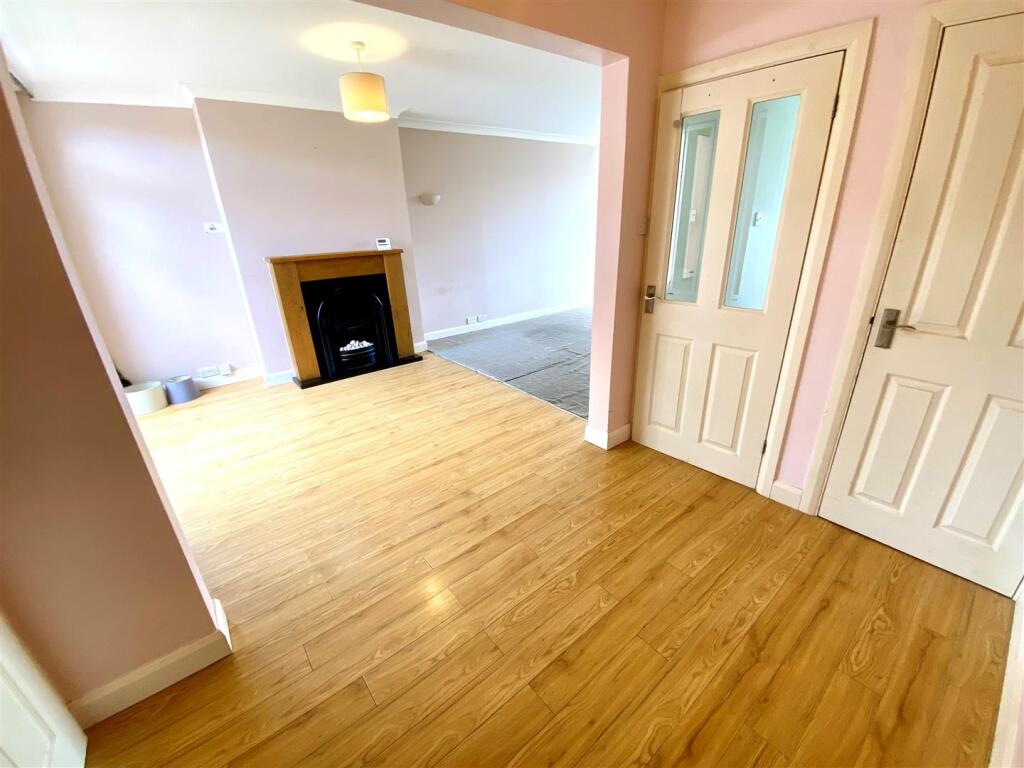 House in Coventry, Chapelfields - More