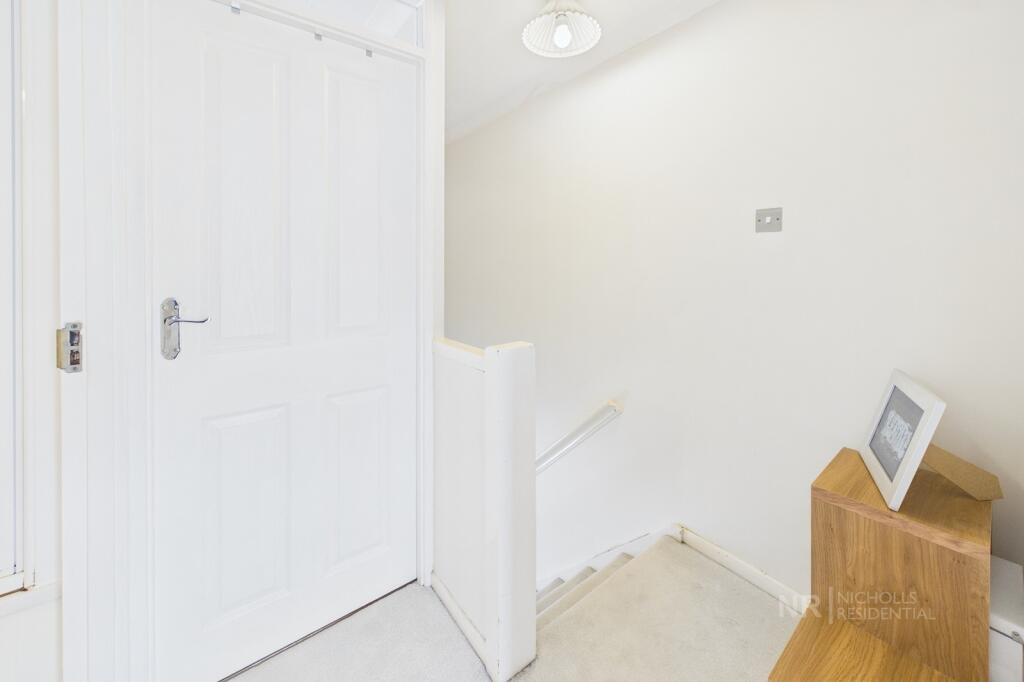 House in London - View 5