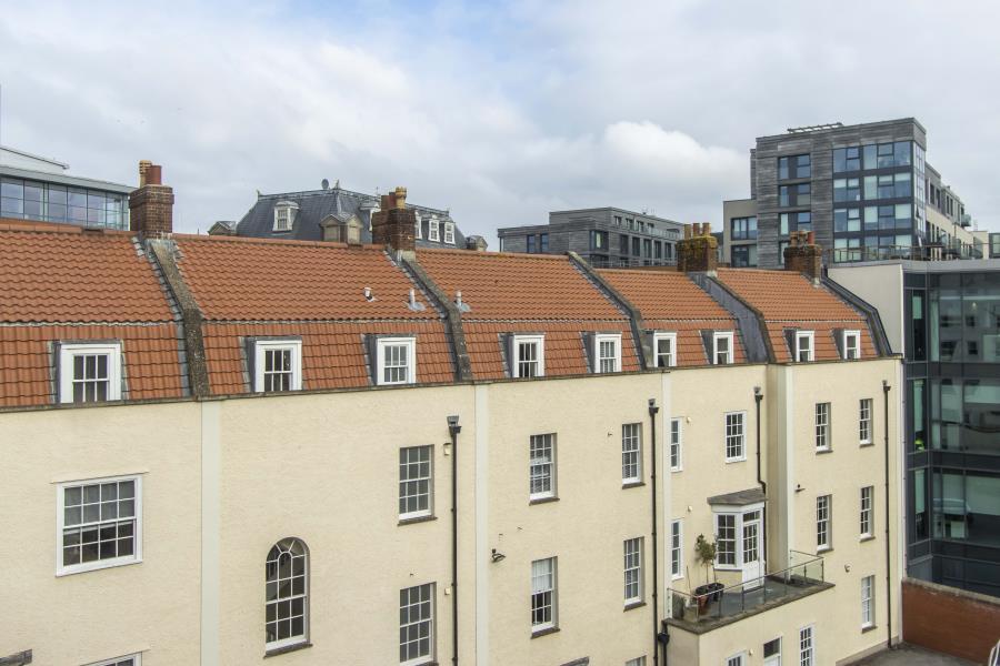 Apartment in Bristol, Finzels Reach, Redcliffe - View 2