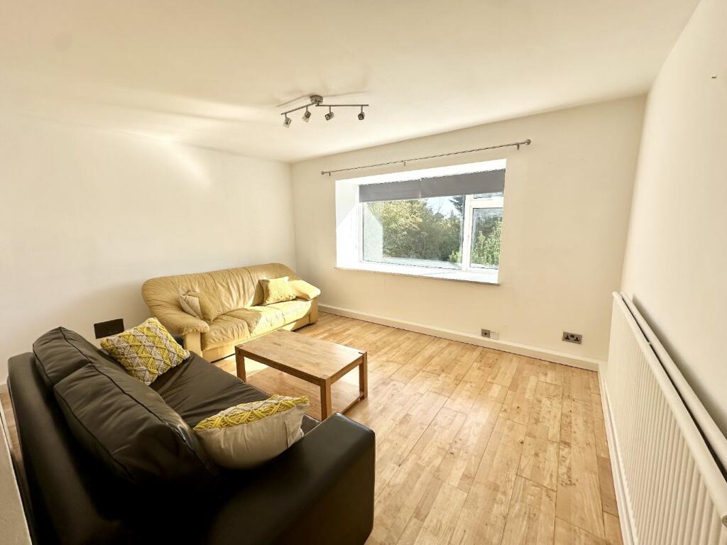 Main image of property: Hilton Road, Nottingham, NG3 6AN