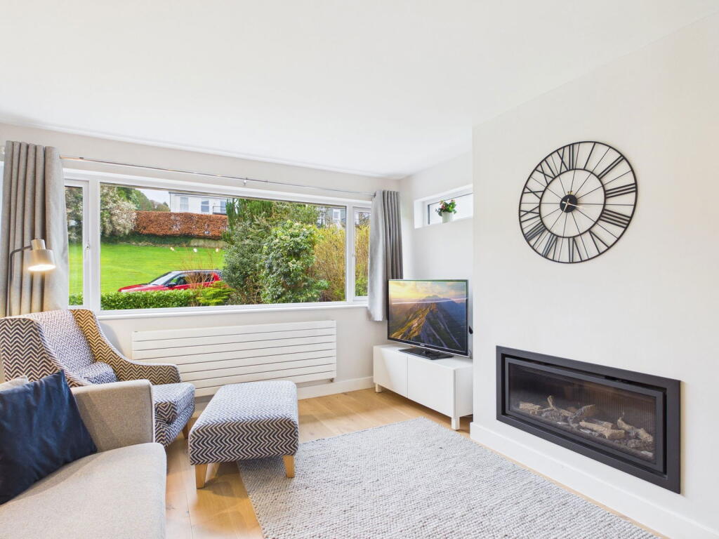 19 Windermere Park, Windermere, Cumbria, LA23 2NB photo 3