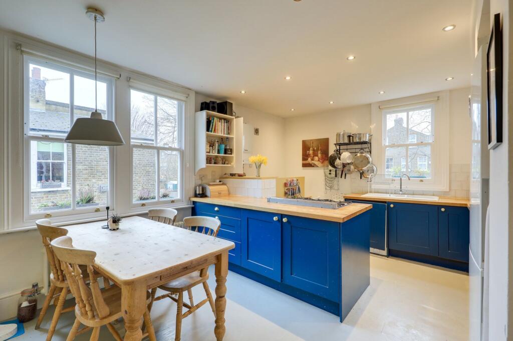 Main image of property: Davenport Road, London, SE6