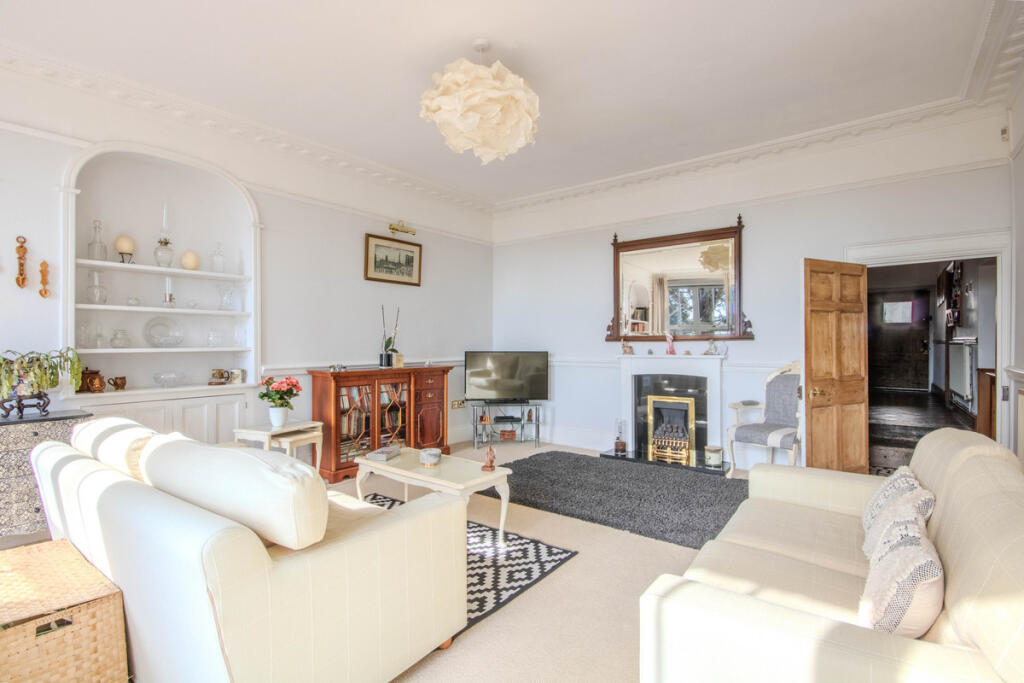 High Street, Pontyclun, CF72 - View 4