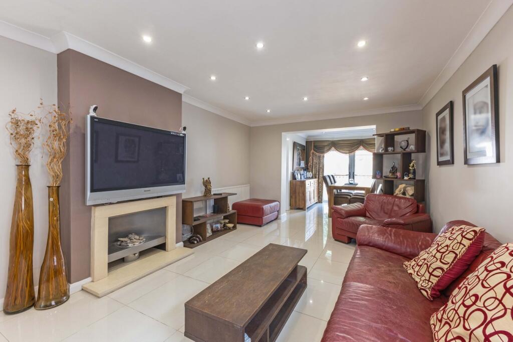 Boyn Valley Rd, Maidenhead, SL6 photo 2