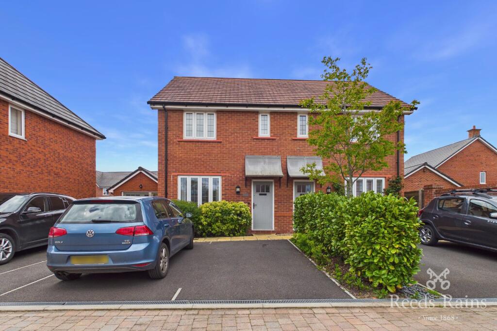 Main image of property: Violet Way, Holmes Chapel, Crewe, Cheshire, CW4