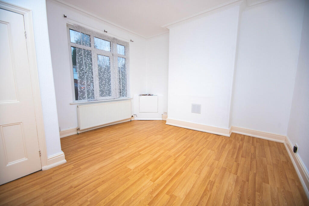 Barnsley Road, Wath-upon-dearne photo 2