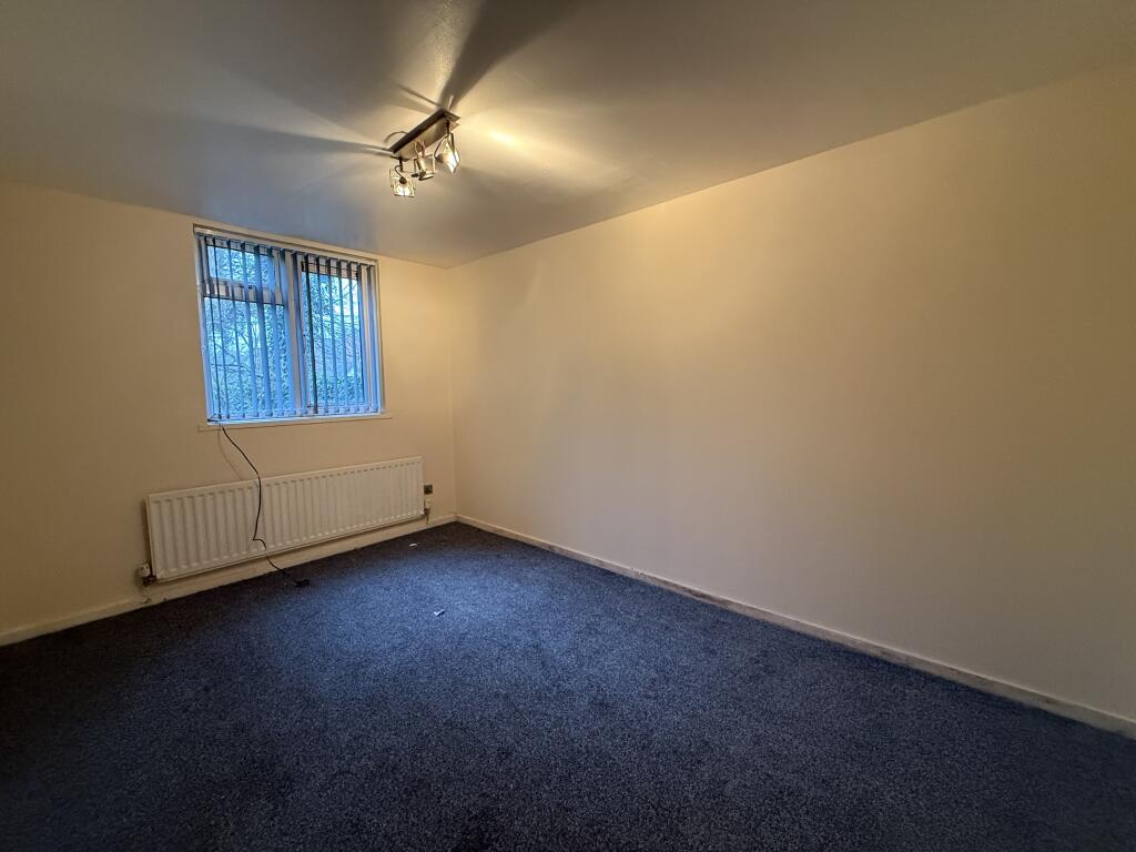 Apartment in Wolverhampton - More