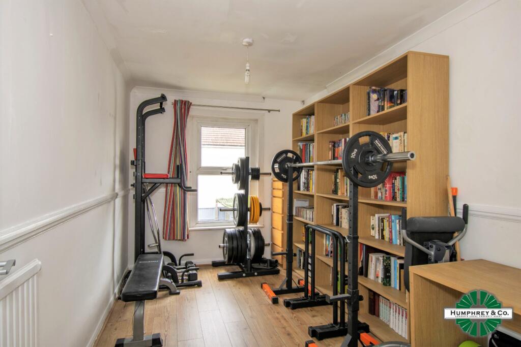 Property photo 8