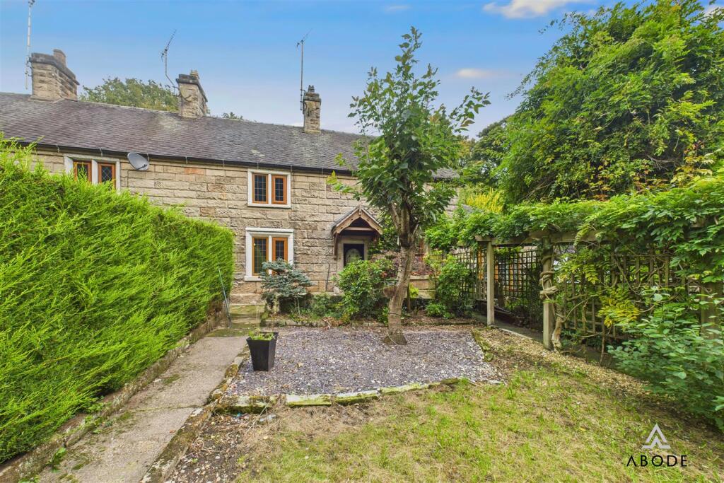 2-bed house on Ground Hollow, Hollington, Staffordshire, £229,950