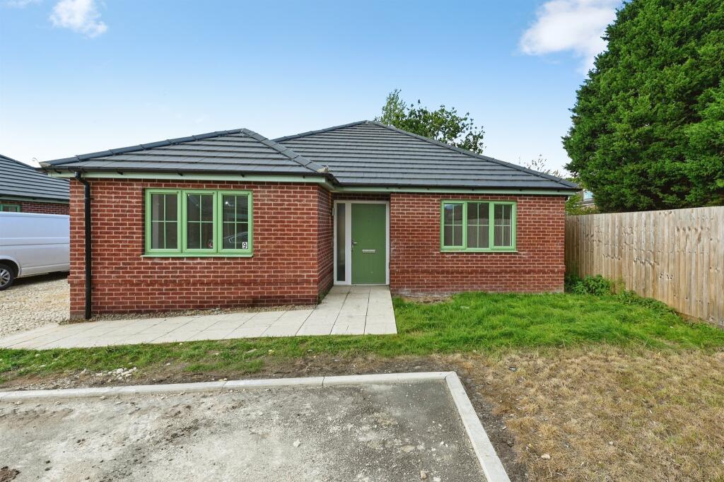 3-bed detached on Downham Road, Watlington, King's Lynn, £400,000
