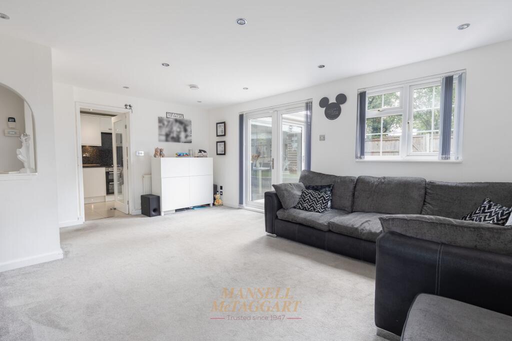 House in Redhill - View 4